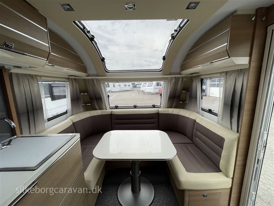 Adria Adora 572 UT